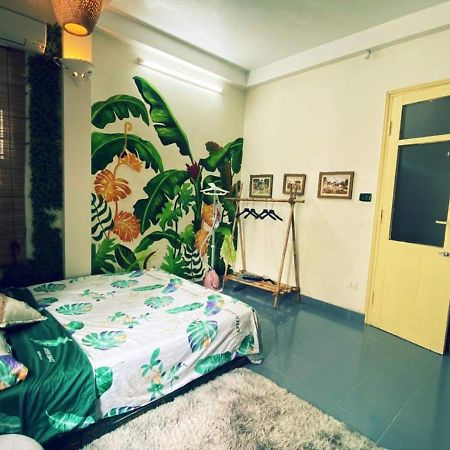 Luna Old Quarter Homestay Room #4 Hanoi Exteriör bild